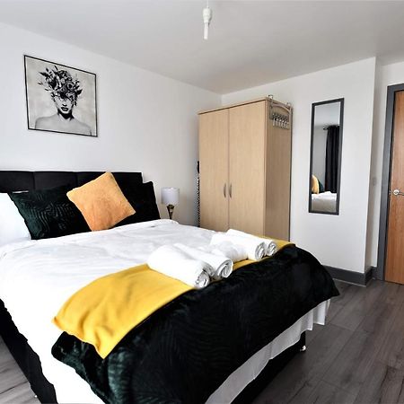 Stunning, 1-Bedroom Cosy Apartment In The Centre Of Birmingam Exterior foto