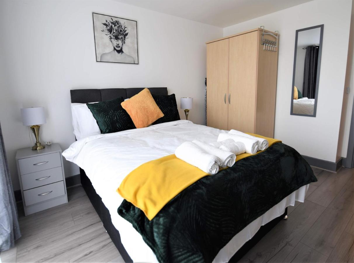 Stunning, 1-Bedroom Cosy Apartment In The Centre Of Birmingam Exterior foto